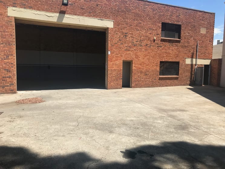 Click to view all images 30 Tennyson Road Mortlake NSW 2137 - Image 2