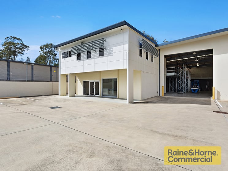 Click to view all images 1/30 Belar Street Yamanto QLD 4305 - Image 1