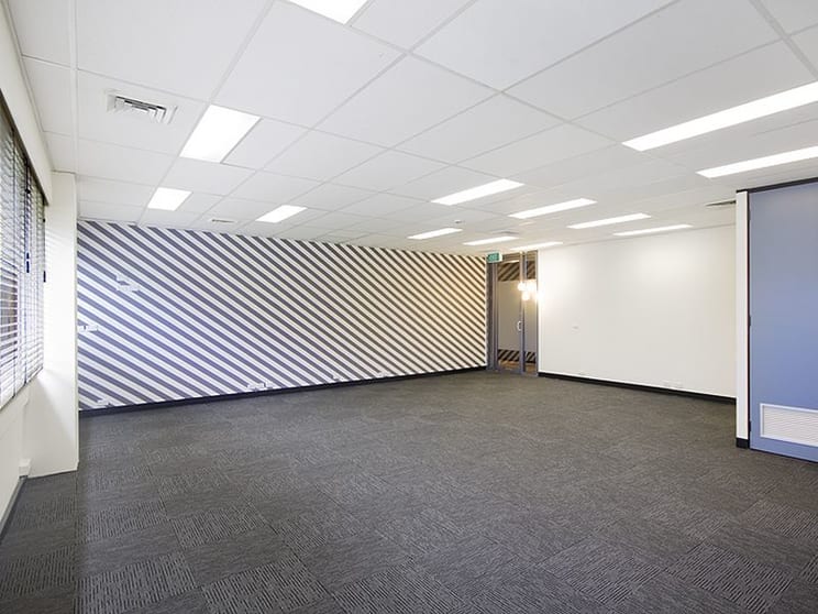 Click to view all images 202/349 Pacific Highway North Sydney NSW 2060 - Image 2