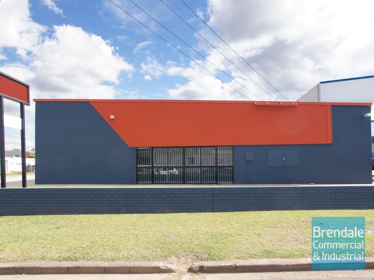 Click to view all images 3/11 Walter Crescent Lawnton QLD 4501 - Image 3