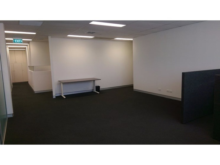Click to view all images 8 & 9/5 Tully Road East Perth WA 6004 - Image 3