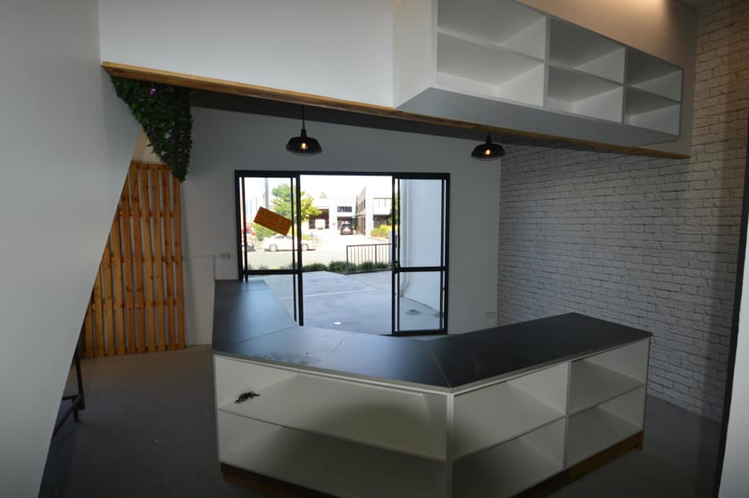 Click to view all images Burleigh Heads QLD 4220 - Image 3