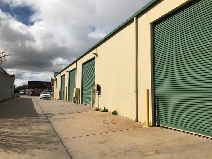 Click to view all images 2/37 Peisley St Orange NSW 2800 - Image 2