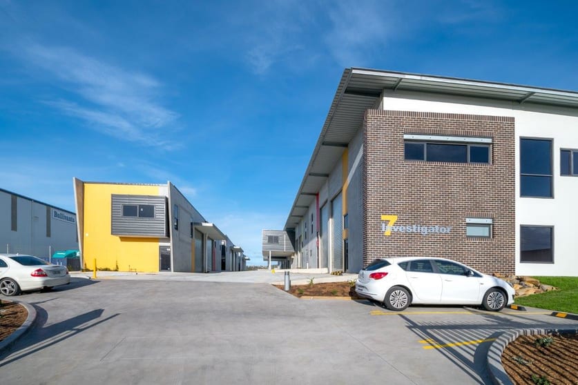 Click to view all images 16/7 Investigator Drive Unanderra NSW 2526 - Image 2