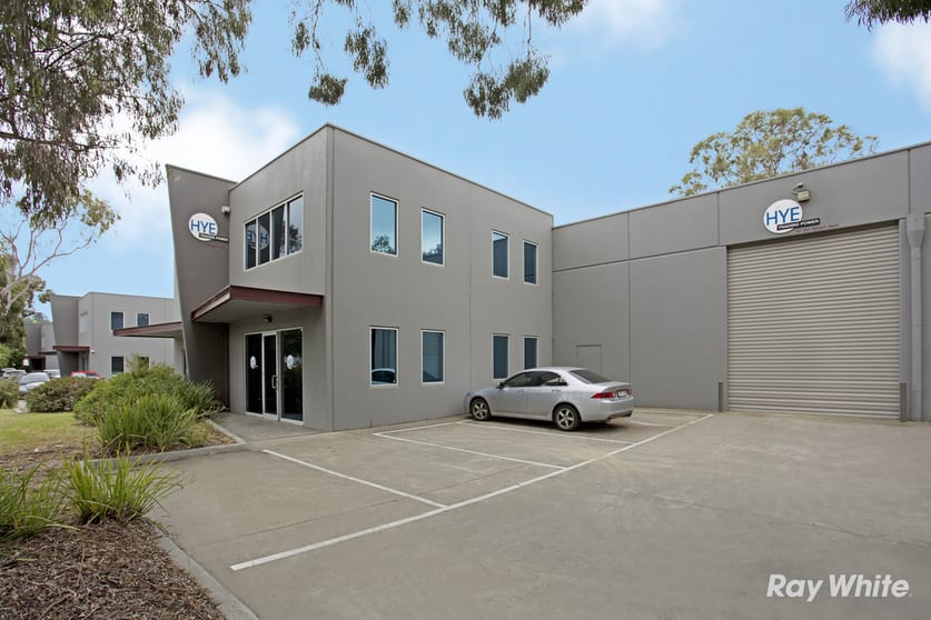 Click to view all images 41 Lacey Street Croydon VIC 3136 - Image 1