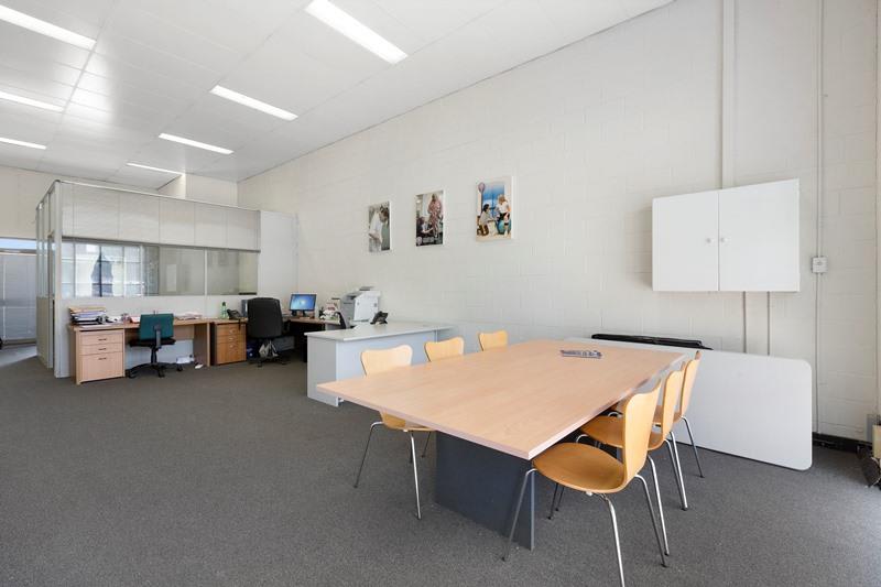 Click to view all images 321 Balwyn Road Balwyn North VIC 3104 - Image 3