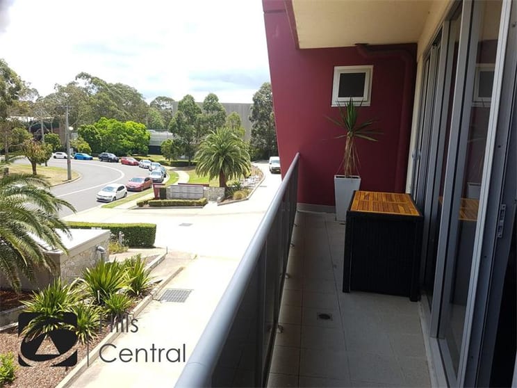 Click to view all images 5a/7 Hoyle Avenue Castle Hill NSW 2154 - Image 2