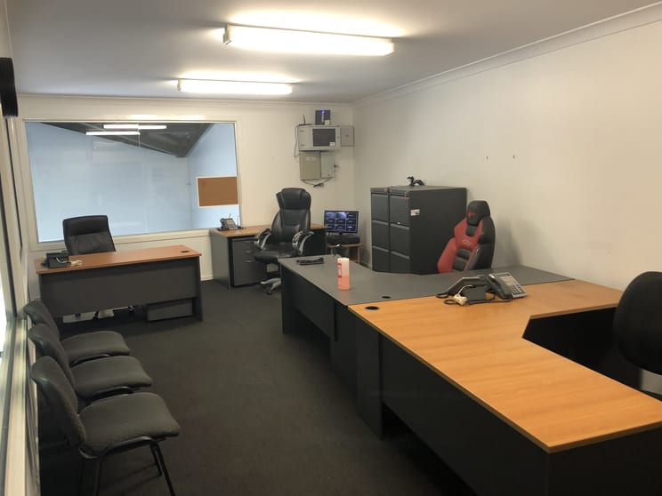 Click to view all images 638 Gympie Road Lawnton QLD 4501 - Image 3