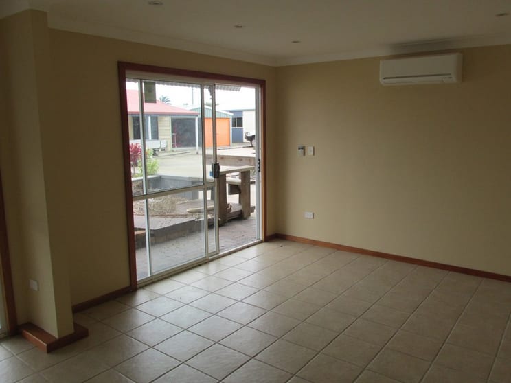 Click to view all images 5/97 Old Maryborough Road Pialba QLD 4655 - Image 2