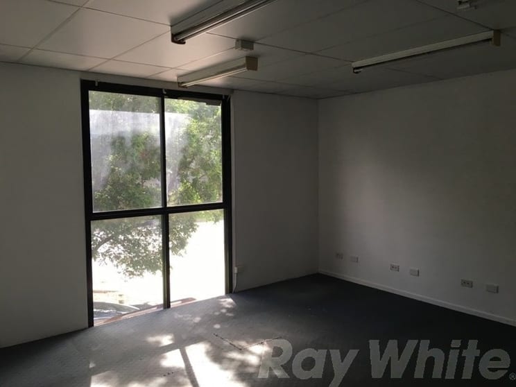 Click to view all images 1/15 Administration Road Murarrie QLD 4172 - Image 3