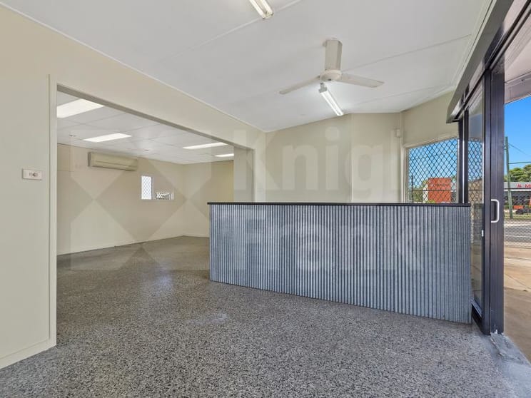 Click to view all images 86 Derby Street Allenstown QLD 4700 - Image 2
