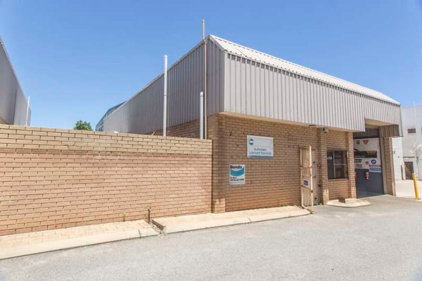 Click to view all images 3/28 Frobisher Street Osborne Park WA 6017 - Image 2