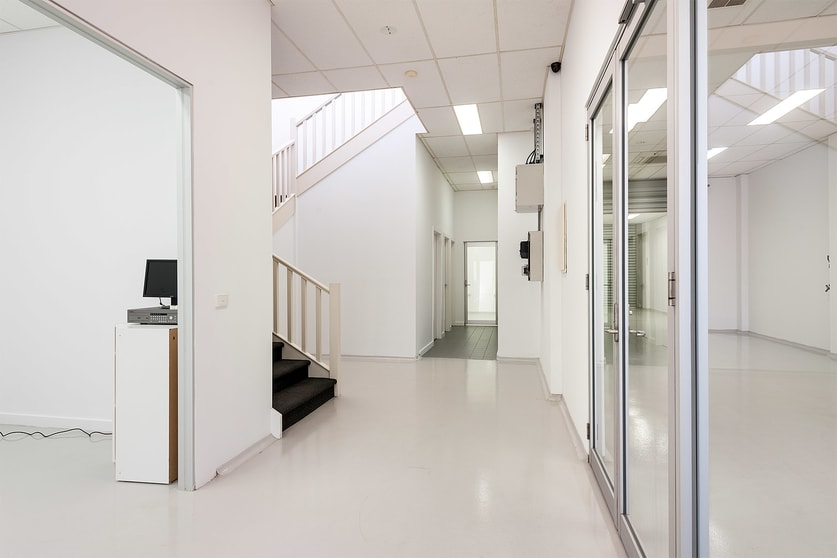 Click to view all images 55 Down Street Collingwood VIC 3066 - Image 2