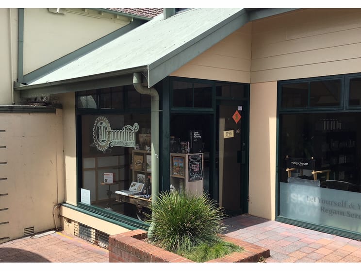 Click to view all images Shop 10/181-185 Katoomba Street Katoomba NSW 2780 - Image 1