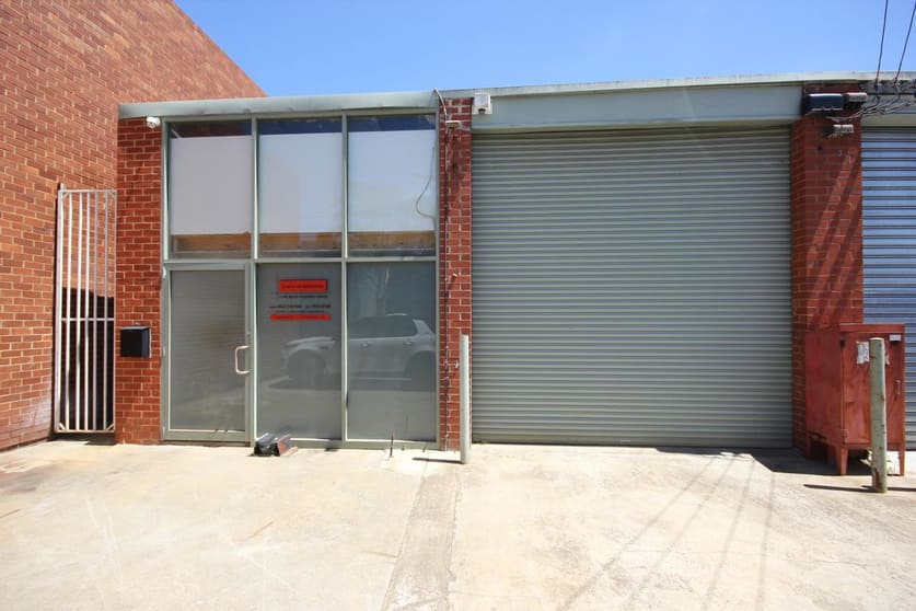 Click to view all images 1/1-3 Birdum Street Moorabbin VIC 3189 - Image 1