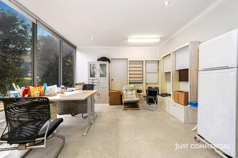 Click to view all images 16/56 Smith Road Springvale VIC 3171 - Image 3