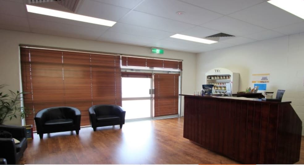 Click to view all images Shop 13/3-15 Dennis Road Springwood QLD 4127 - Image 2