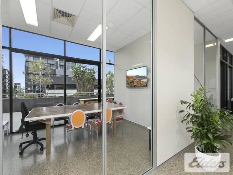 Click to view all images 4 Kyabra St Newstead QLD 4006 - Image 3