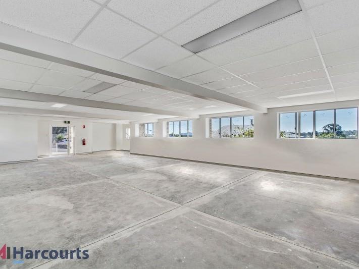 Click to view all images 4/2-4 Horseshoe Bend Gympie QLD 4570 - Image 1