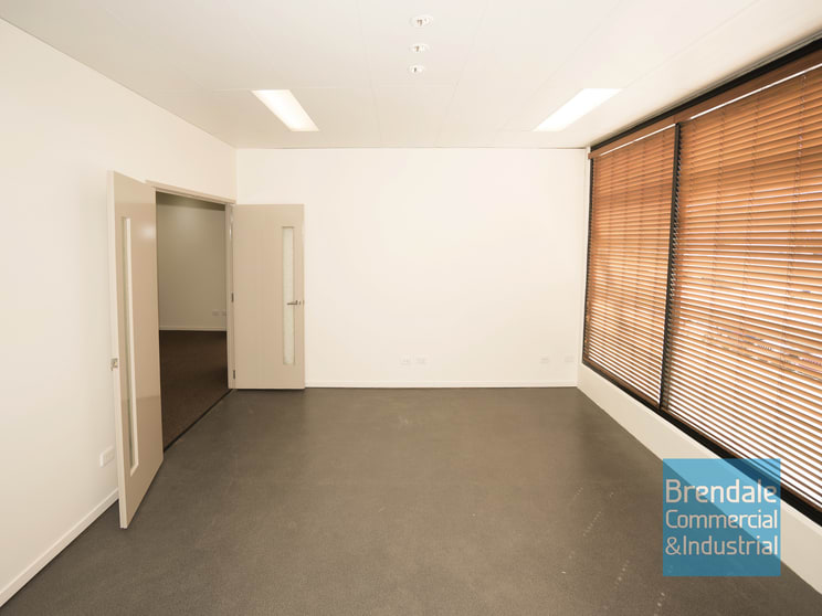 Click to view all images Brendale QLD 4500 - Image 1