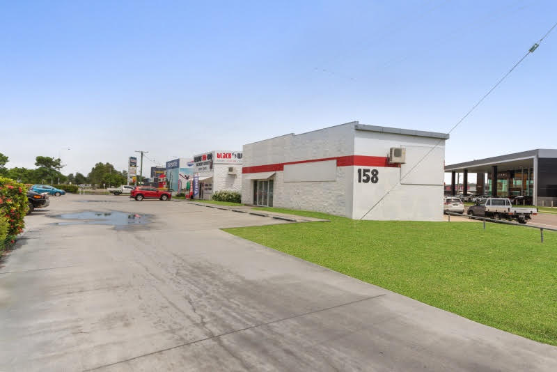 158-162 Duckworth Street Garbutt QLD 4814 - Image 3
