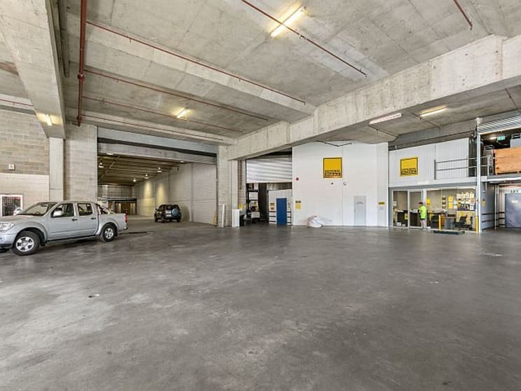 Click to view all images Warehouse 1/12-14 Suakin Street Pymble NSW 2073 - Image 3