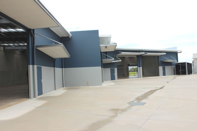 Click to view all images 2/6 Danbulan Street Smithfield QLD 4878 - Image 1