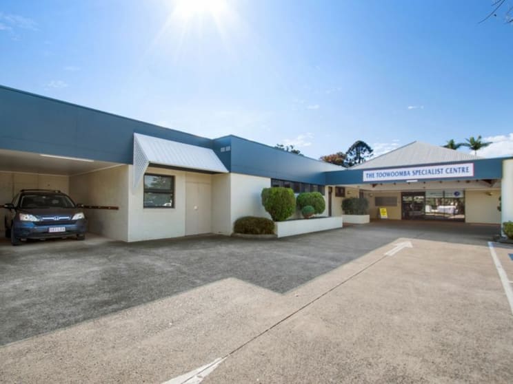 Click to view all images 8/7 Scott Street East Toowoomba QLD 4350 - Image 1