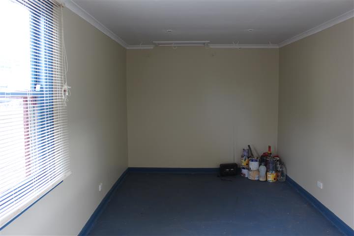 Click to view all images 50 Hamilton Street Gisborne VIC 3437 - Image 3