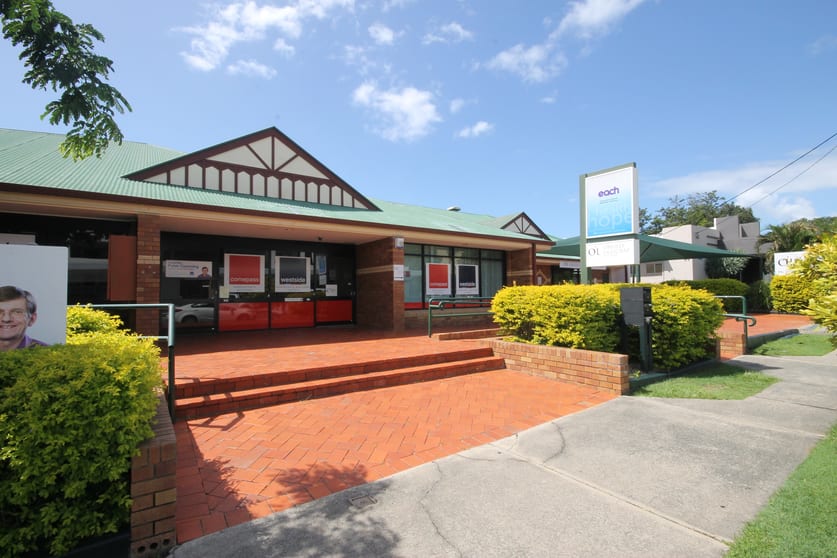 Click to view all images 2C/212 Bay Terrace Wynnum QLD 4178 - Image 1