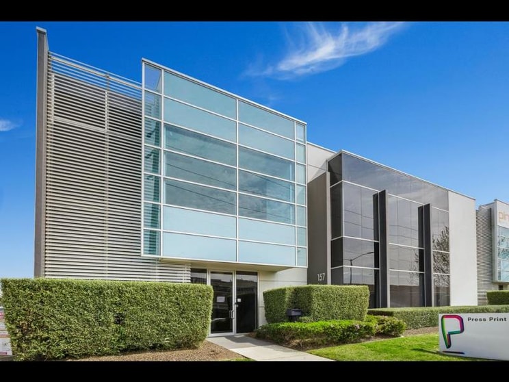 Click to view all images 157 Salmon Street Port Melbourne VIC 3207 - Image 1