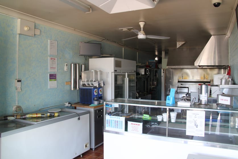 Click to view all images Shop 1B, 72 Robert Street Tamworth NSW 2340 - Image 3