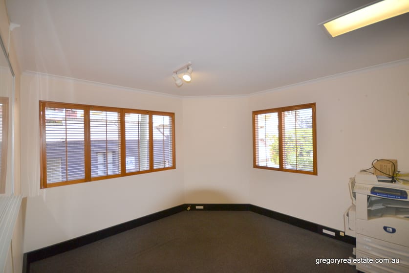 Spring Hill QLD 4000 - Image 2