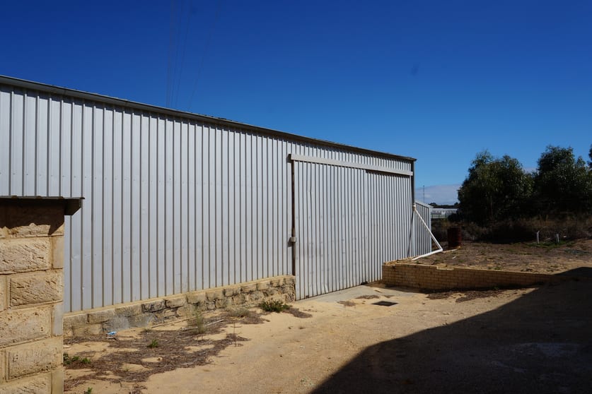 Click to view all images Unit 5A/36 Avery Street Neerabup WA 6031 - Image 2