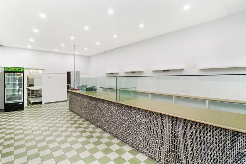 Click to view all images 2/328 King Georges Road Beverly Hills NSW 2209 - Image 2