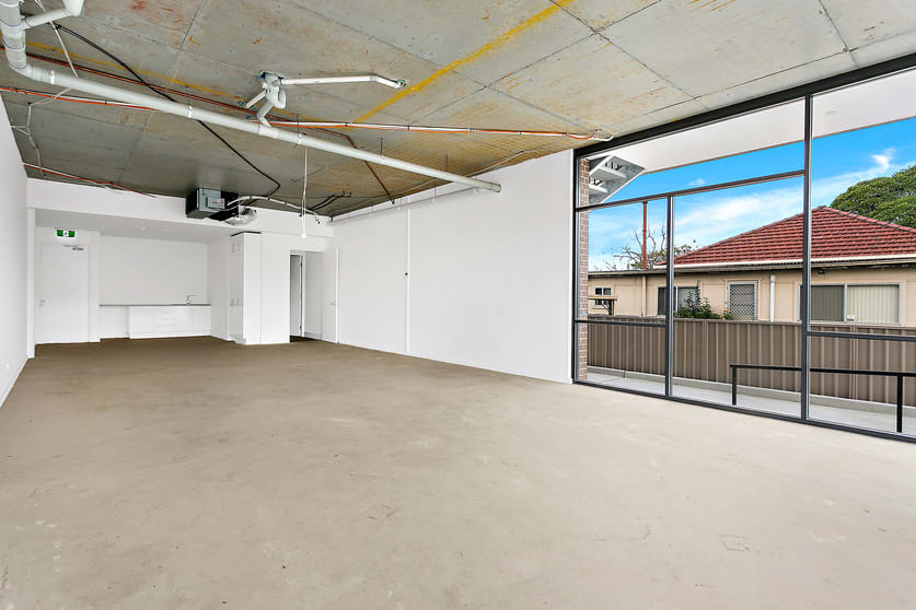 Click to view all images Shop 4/71 Auburn Street Wollongong NSW 2500 - Image 3