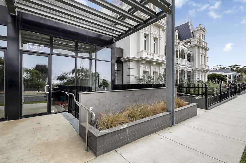 Click to view all images 472 Beach Road Beaumaris VIC 3193 - Image 3