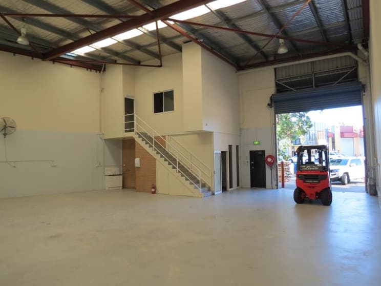 Click to view all images 50 George Street Granville NSW 2142 - Image 2