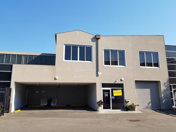 Click to view all images Unit 3/Unit 3, 343 Plummer Street Port Melbourne VIC 3207 - Image 1