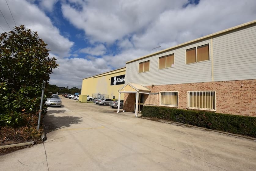 Click to view all images 35 Pikkat Drive Mittagong NSW 2575 - Image 3