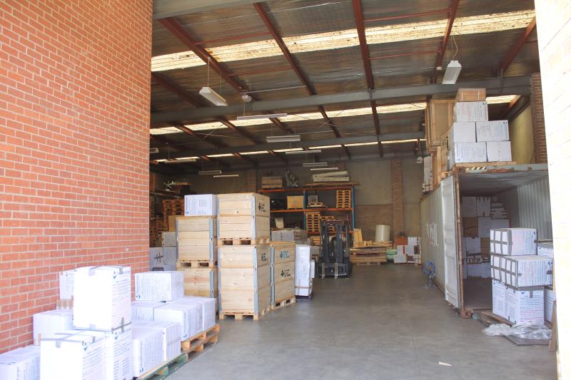 Click to view all images Whole Building/69 Overseas Drive Noble Park North VIC 3174 - Image 2