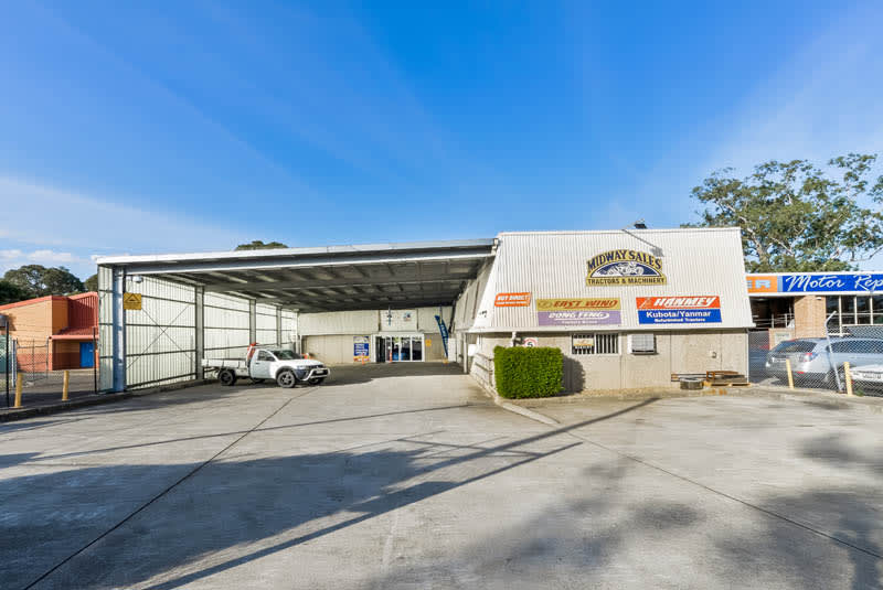 Click to view all images 14 Ironbark Avenue Camden NSW 2570 - Image 2