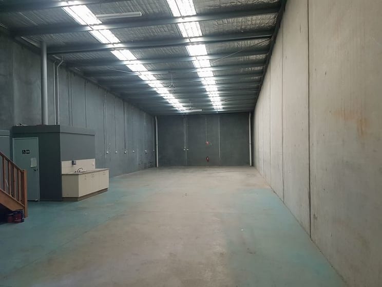 Click to view all images 1/14 Regal Drive Springvale VIC 3171 - Image 3