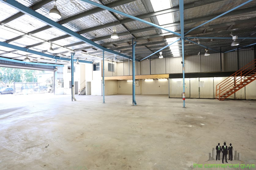 Click to view all images 335 Macdonnell Rd Clontarf QLD 4019 - Image 3