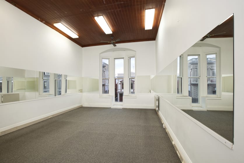 Click to view all images 116 Lydiard Street North Ballarat Central VIC 3350 - Image 3