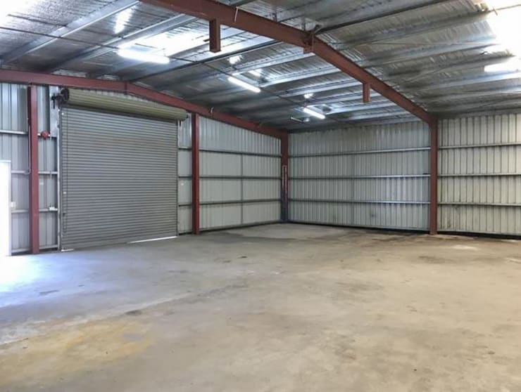 Click to view all images 4/401 Lal Lal Street Canadian VIC 3350 - Image 3