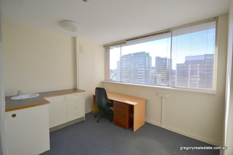 149 Wickham Tce Spring Hill QLD 4000 - Image 3