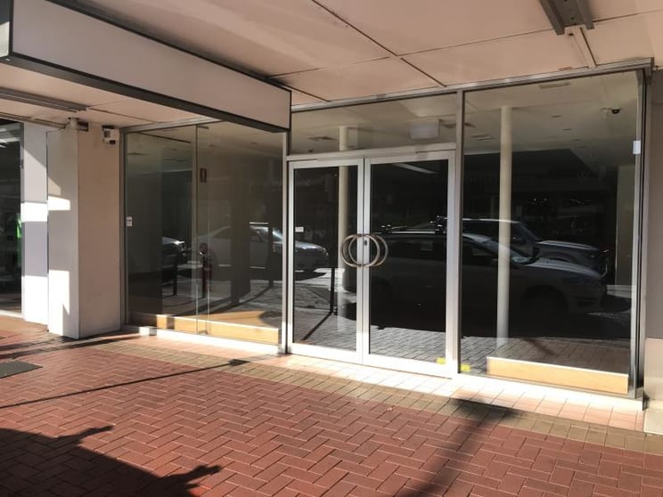 Click to view all images 142 Jetty Road Glenelg SA 5045 - Image 2