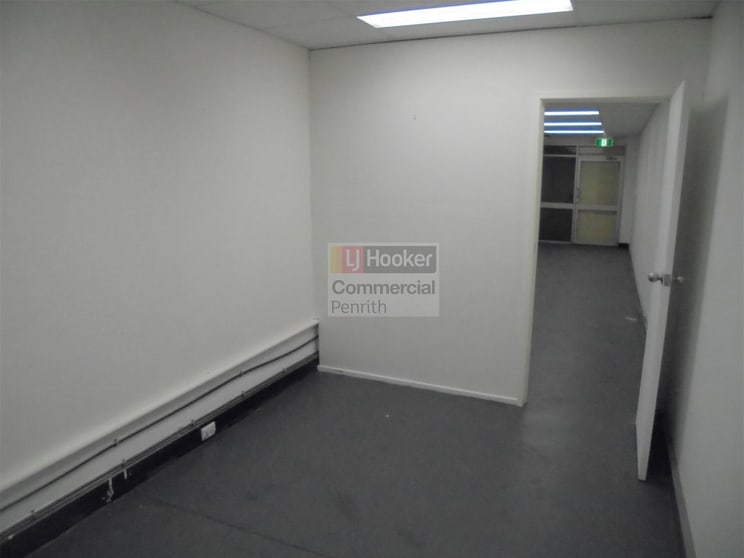 Click to view all images St Marys NSW 2760 - Image 3