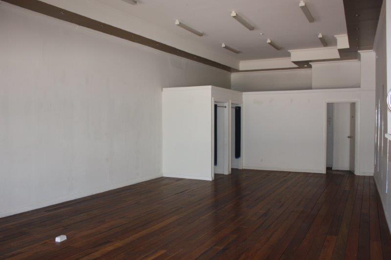 Click to view all images 419 High Street Maitland NSW 2320 - Image 2